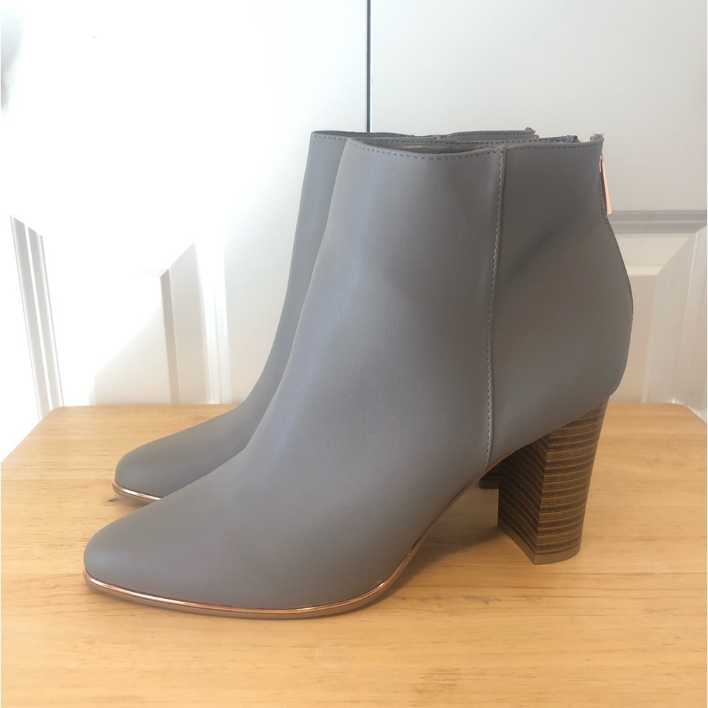 DSW | Sacha Too Grey Ankle Boots